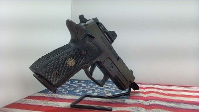 SIG SAUER P229 LEGION 9MM LUGER (9x19 PARA) - Image 4 of 9