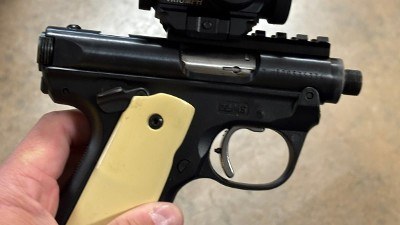 RUGER MARK IV .22 LR - Image 7 of 9
