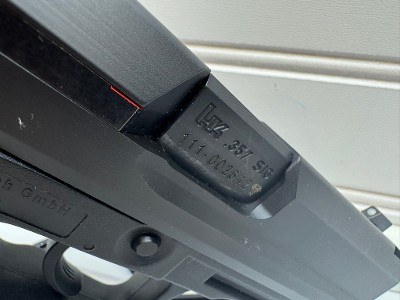 HECKLER & KOCH USP COMPACT .357 SIG - Image 6 of 16