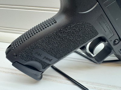HECKLER & KOCH USP COMPACT .357 SIG - Image 8 of 16