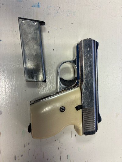 LORCIN ENGINEERING CO L-25 25 Auto - Image 2 of 2
