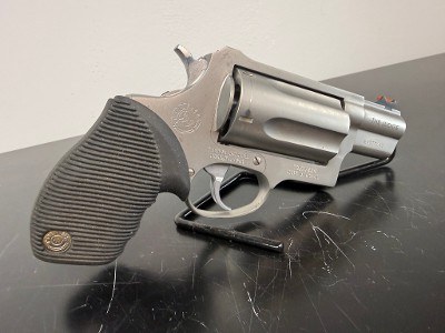 TAURUS JUDGE PUBLIC DEFENDER NRA.45 LC/.410 GA - Image 5 of 9