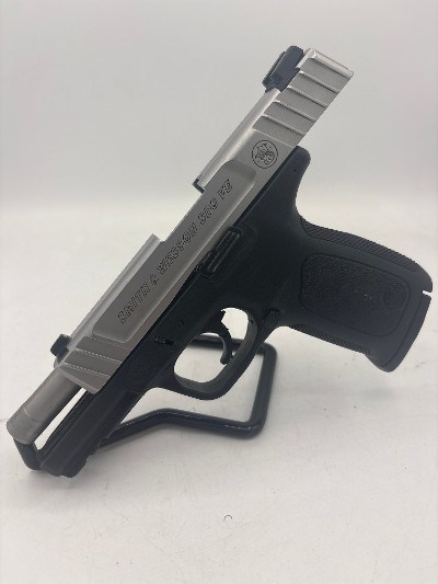 SMITH & WESSON SD9 VE 9MM LUGER (9x19 PARA) - Image 5 of 10