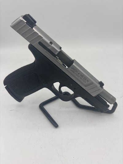 SMITH & WESSON SD9 VE 9MM LUGER (9x19 PARA) - Image 6 of 10