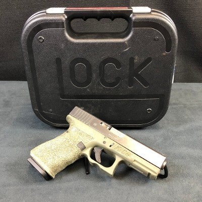 GLOCK 19 GEN 4 FOREST GREEN 9MM LUGER (9x19 PARA) - Image 1 of 7