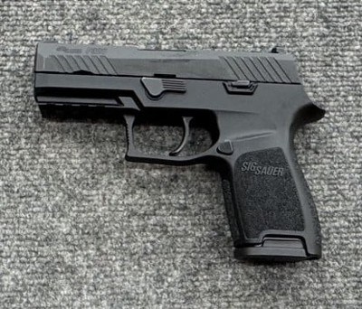 SIG SAUER P320 9MM LUGER (9x19 PARA) - Image 2 of 9