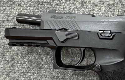 SIG SAUER P320 9MM LUGER (9x19 PARA) - Image 6 of 9