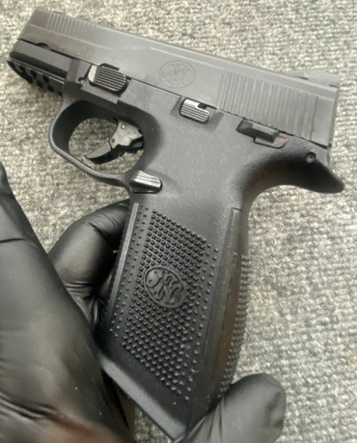FN FNS-40 .40 S&W - Image 8 of 9