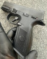 FN FNS-40 .40 S&W - Image 8 of 9