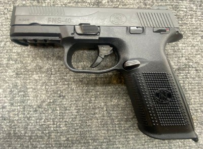 FN FNS-40 .40 S&W - Image 5 of 9