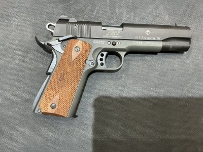 GSG GERMAN SPORTS GUNS GSG-1911 .22 LR - Image 2 of 4