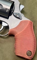 TAURUS The Judge Public Defender.45lc / .410 - Image 7 of 19