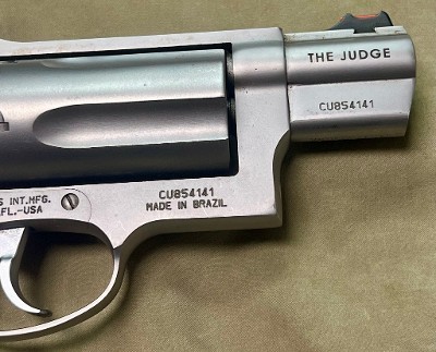 TAURUS The Judge Public Defender.45lc / .410 - Image 3 of 19