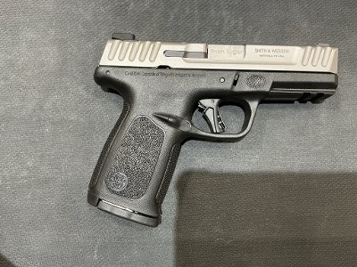 SMITH & WESSON SD9 2.0 9MM LUGER (9x19 PARA) - Image 3 of 5