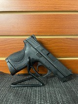 SMITH & WESSON M&P40 COMPACT .40 S&W - Image 2 of 10