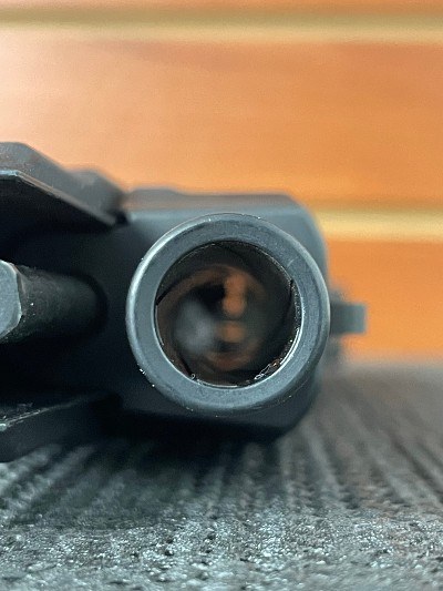 SMITH & WESSON M&P40 COMPACT .40 S&W - Image 8 of 10