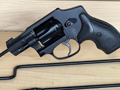 SMITH & WESSON 43C AIRWEIGHT .22 LR - Image 1 of 10