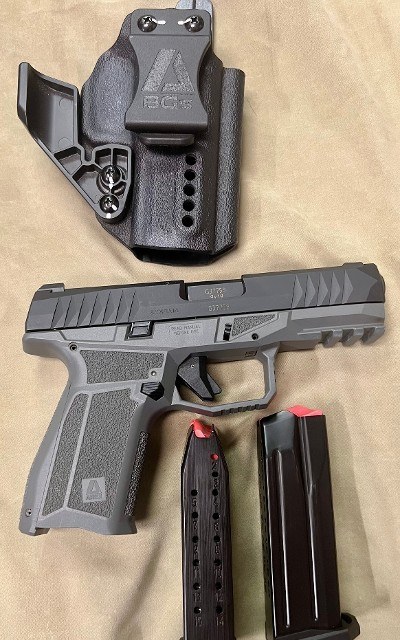 UMAREX Delta M Gen 2 9MM LUGER (9x19 PARA) - Image 1 of 16