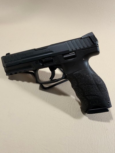 HECKLER & KOCH VP9 9MM LUGER (9x19 PARA) - Image 1 of 1