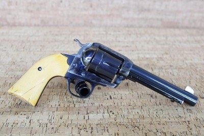 RUGER VAQUERO BISLEY .45 LC - Image 1 of 10