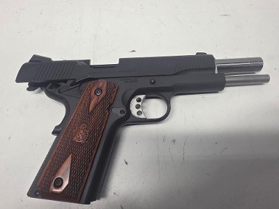 SPRINGFIELD ARMORY 1911 LOADED (CA COMPLIANT) .45 ACP - Image 4 of 8