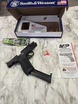 SMITH & WESSON M&P 9 M2.0 THUMB SAFETY - Image 1 of 11