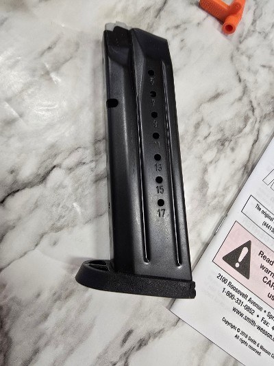 SMITH & WESSON M&P 9 M2.0 THUMB SAFETY - Image 10 of 11