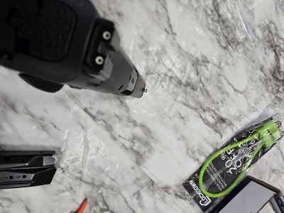 SMITH & WESSON M&P 9 M2.0 THUMB SAFETY - Image 6 of 11