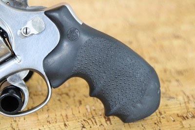 SMITH & WESSON 629-4 CLASSIC .44 MAGNUM - Image 8 of 10