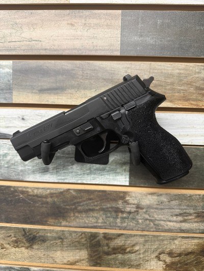 SIG SAUER P227R NITRON .45 ACP - Image 3 of 6