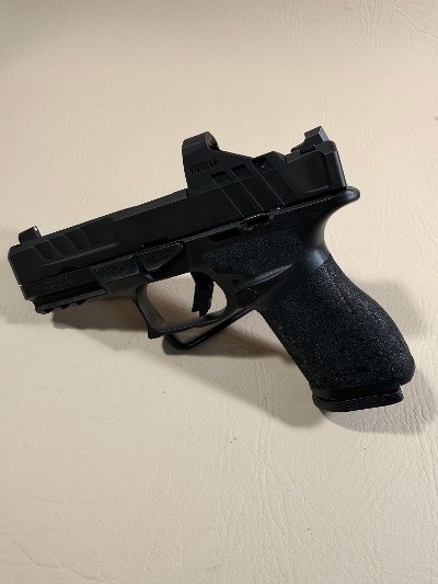 SPRINGFIELD ARMORY ECHELON GEAR UP PACKAGE9MM LUGER (9x19 PARA) - Image 1 of 1