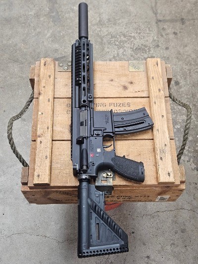 HECKLER & KOCH HK416D .22 LR - Image 2 of 9
