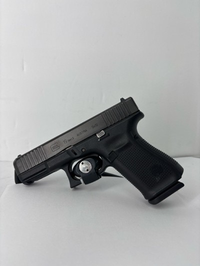 GLOCK 19 GEN 5 9MM LUGER (9x19 PARA) - Image 1 of 6