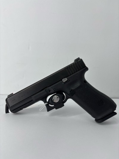 GLOCK 17 GEN 5 9MM LUGER (9x19 PARA) - Image 1 of 6