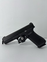 GLOCK 17 GEN 5 9MM LUGER (9x19 PARA) - Image 1 of 6
