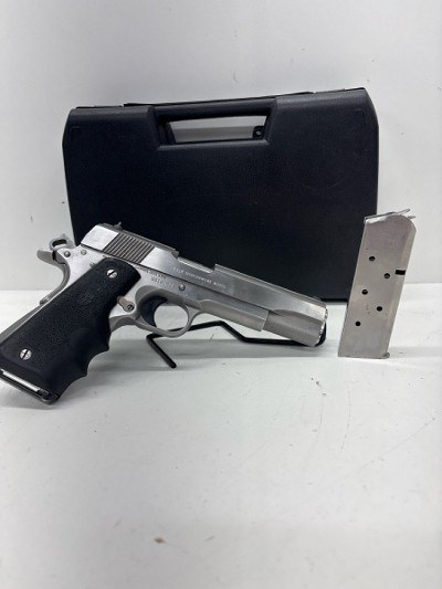 COLT MKIV/SERIES 80 GOVERNMENT MODEL 45 ACP (45 Auto) - Image 2 of 10