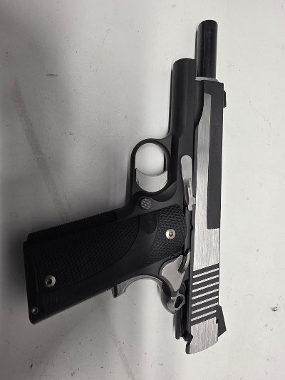 SIG SAUER 1911 EQUINOX 45 ACP (45 Auto) - Image 4 of 6