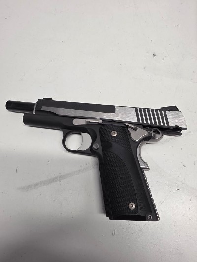 SIG SAUER 1911 EQUINOX 45 ACP (45 Auto) - Image 4 of 6