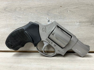 TAURUS 605 .38 SPL - Image 1 of 7