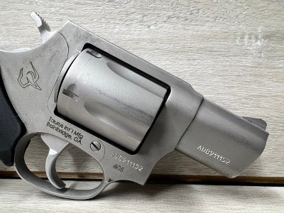 TAURUS 605 .38 SPL - Image 3 of 7