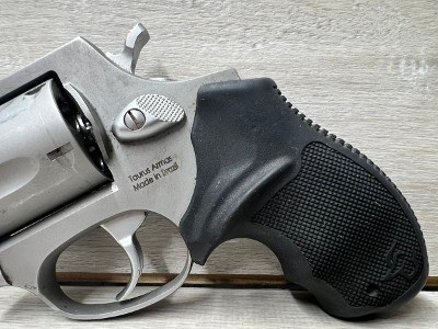 TAURUS 605 .38 SPL - Image 5 of 7