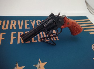 SMITH & WESSON 586 .357 MAG - Image 1 of 3
