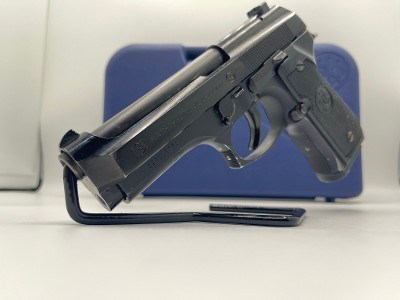 BERETTA 96 .40 CALIBER - Image 4 of 9