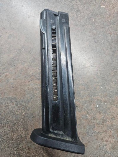SIG SAUER MOSQUITO .22 LR - Image 8 of 12