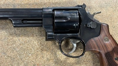 SMITH & WESSON 29-10 .44 MAGNUM - Image 3 of 9