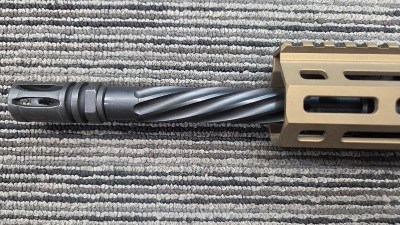 LWRCI DIRECT IMPINGEMENT RIFLE .223 REM - Image 4 of 5