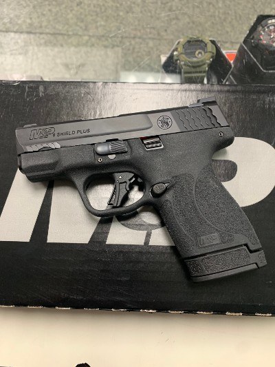 SMITH & WESSON M&P SHIELD PLUS NIGHT SIGHTS 9MM LUGER (9X19 PARA) - Image 3 of 6