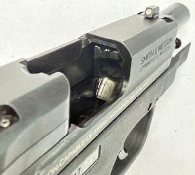 SMITH & WESSON M&P9 SHIELD 9MM LUGER (9X19 PARA) - Image 9 of 9