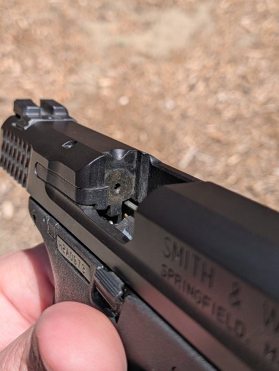 SMITH & WESSON M&P 40 .40 S&W - Image 6 of 9