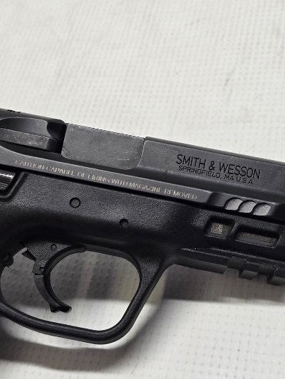 SMITH & WESSON M&P 9 9MM LUGER (9x19 PARA) - Image 10 of 12